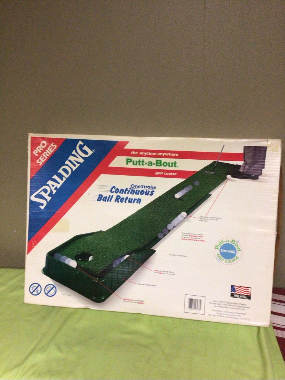 Vtg Spaulding pro series Golf Putting Tutor Trainin for all ages. Open box.